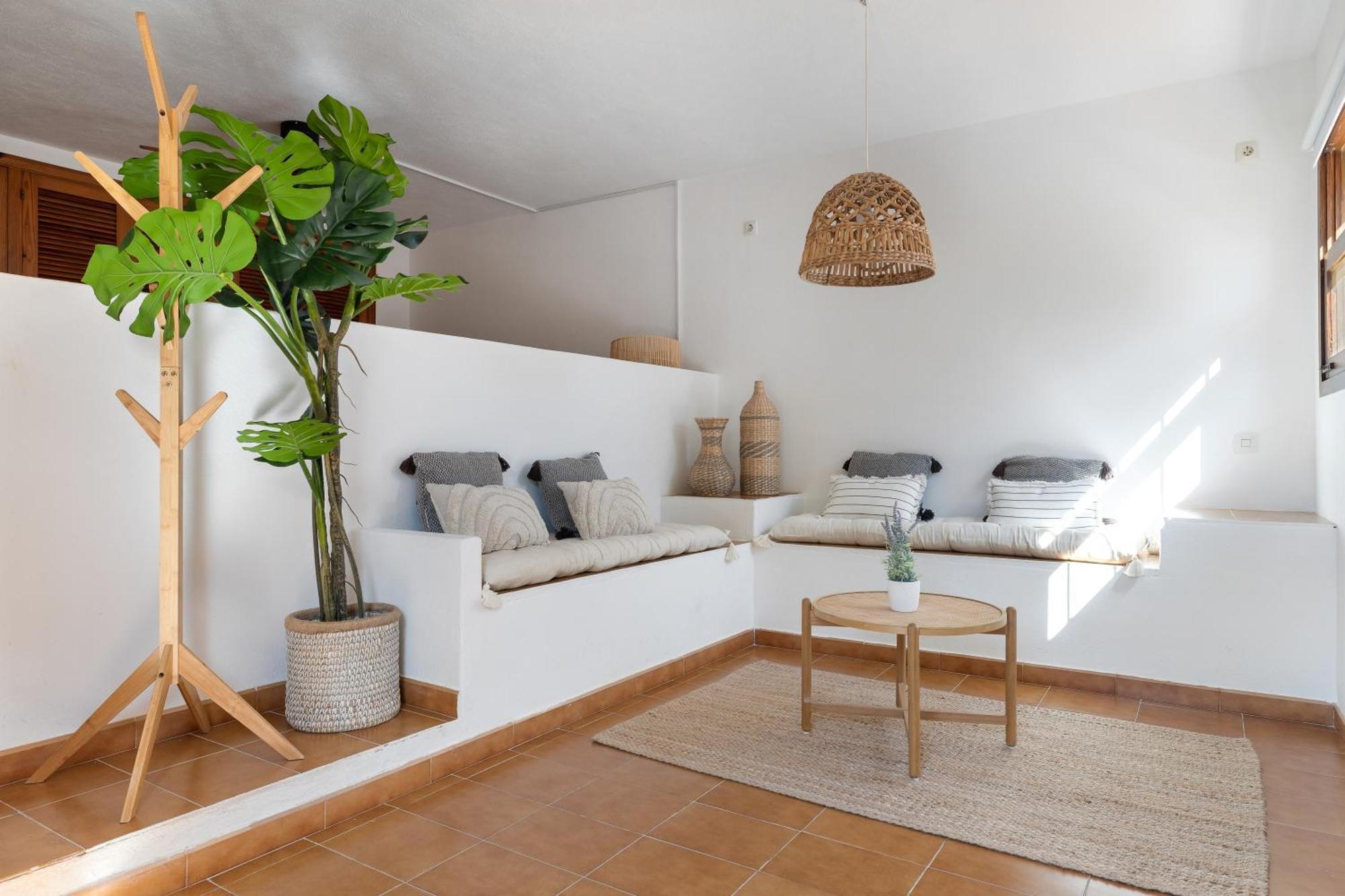 Vakantiehuis Casa Four Charming Ibiza With Sea View!